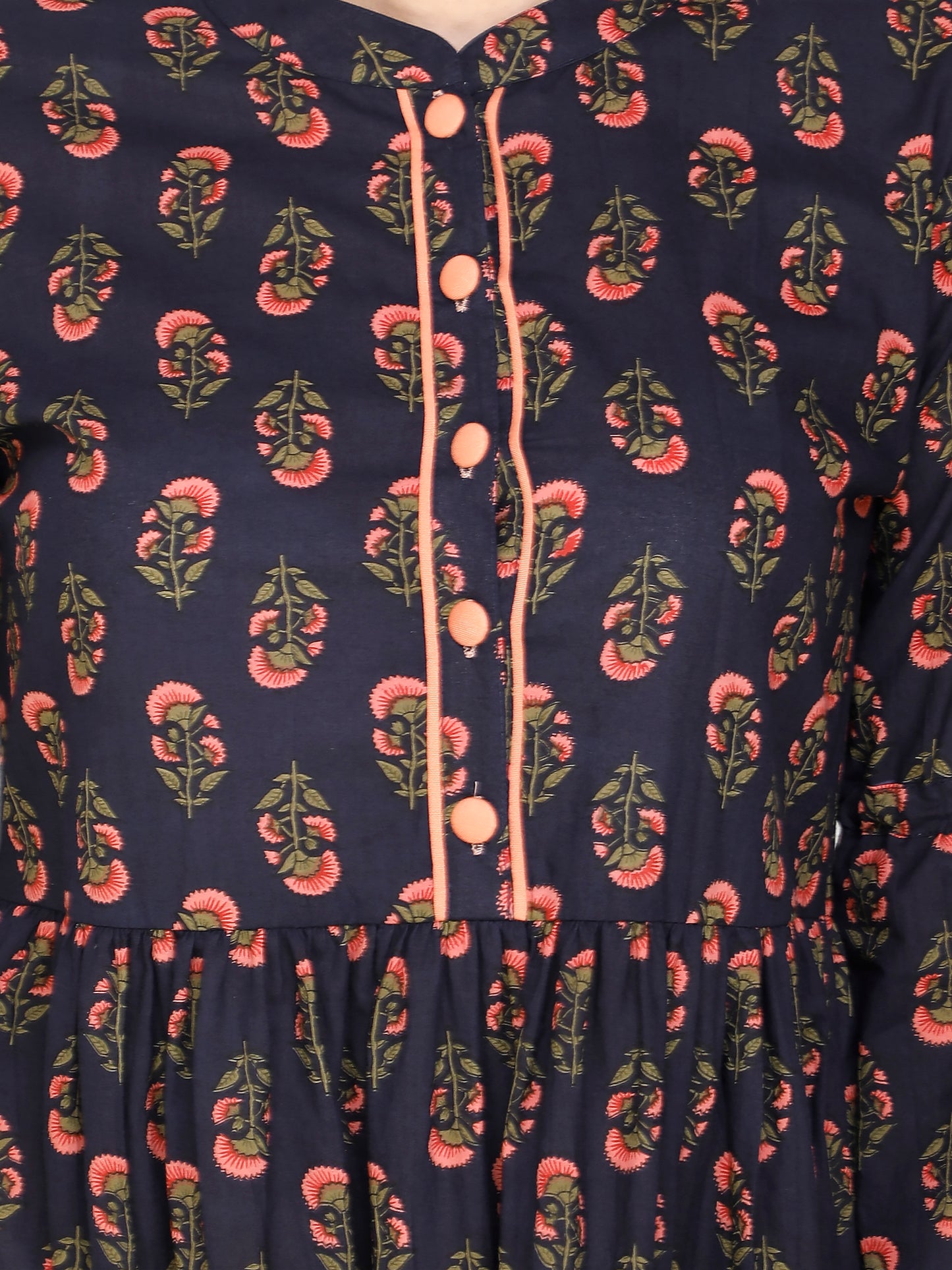 Floral Print Tunic with Chic Pleated Detail