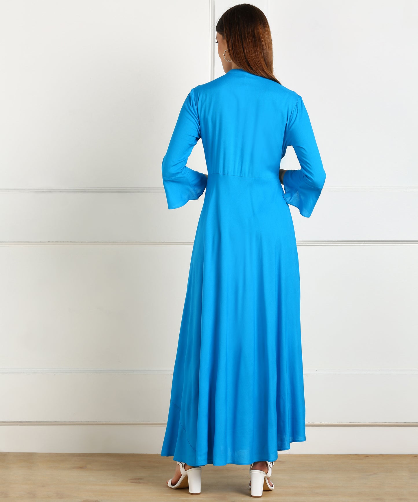 Embroidered Floral Tunic – Flowy Waist-Gathered Design