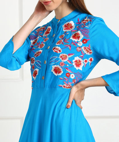 Embroidered Floral Tunic – Flowy Waist-Gathered Design