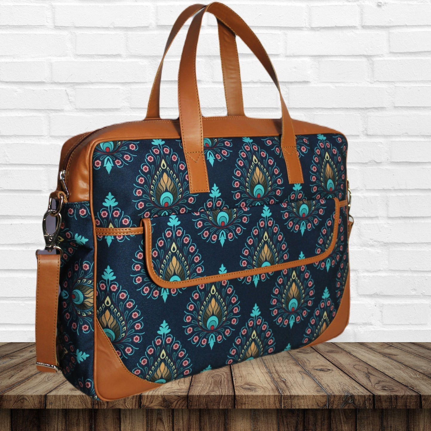 Peacock Feather Ogee Print Laptop Bag