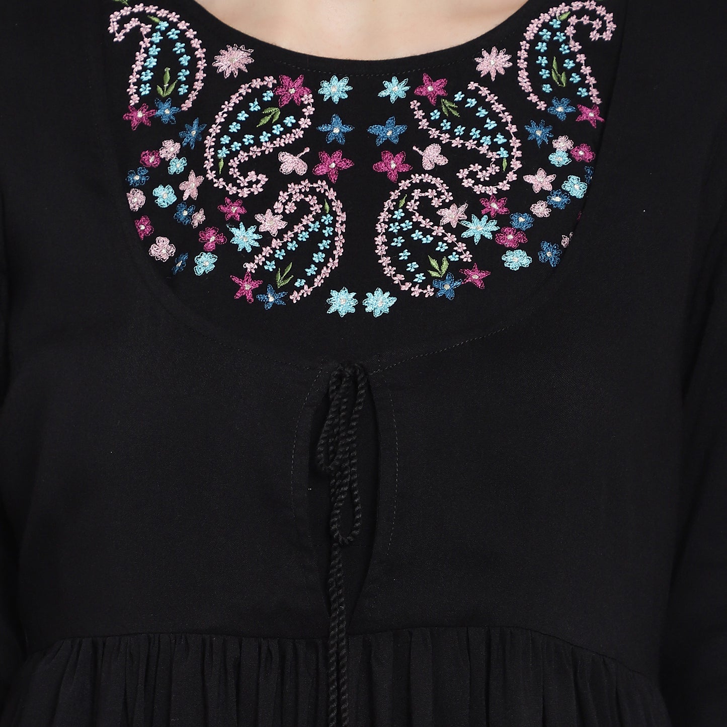 Embroidered Paisley Black Tunic – Chic & Timeless