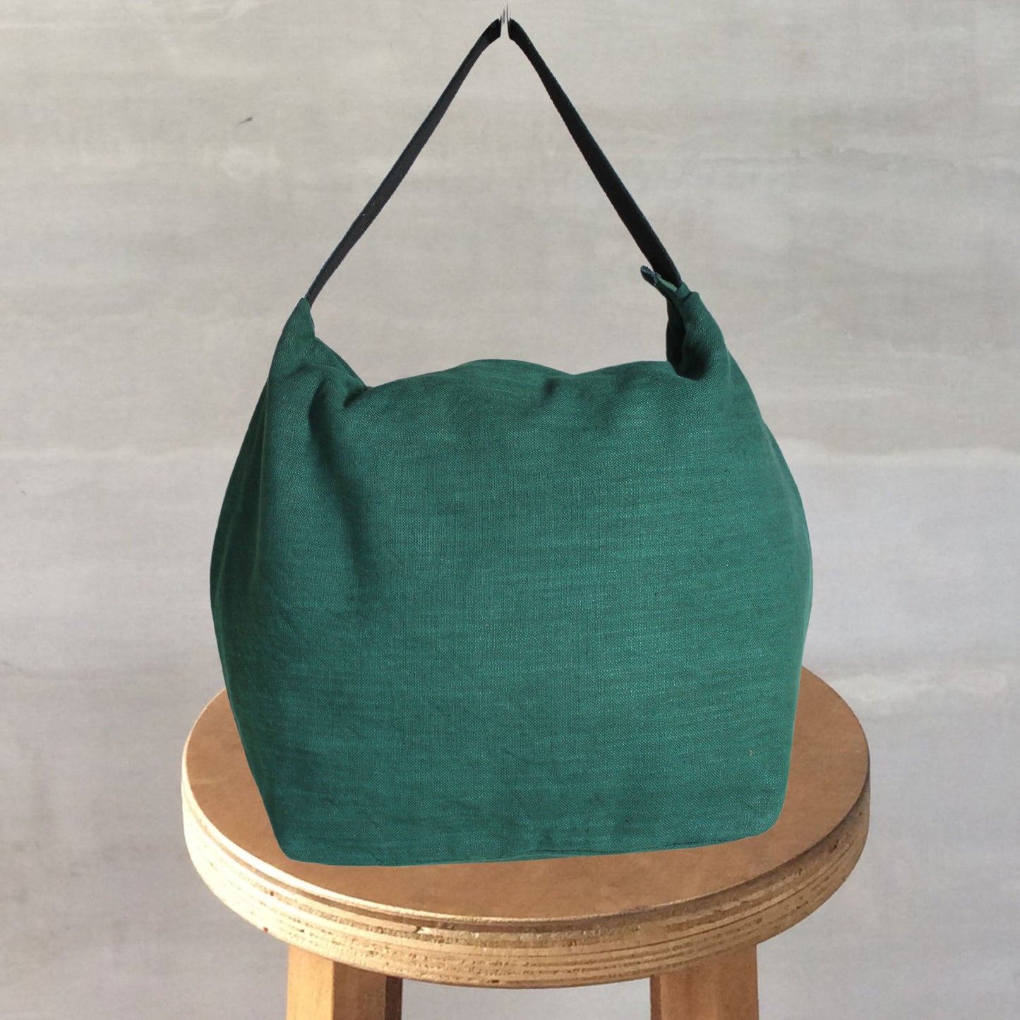 Chic Linen Hobo Handbag – Effortless Style Meets Everyday Comfort