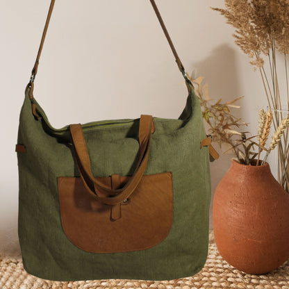 Large Jute Handbag with Leather Pocket & Handles – Eco-Friendly Everyday Tote