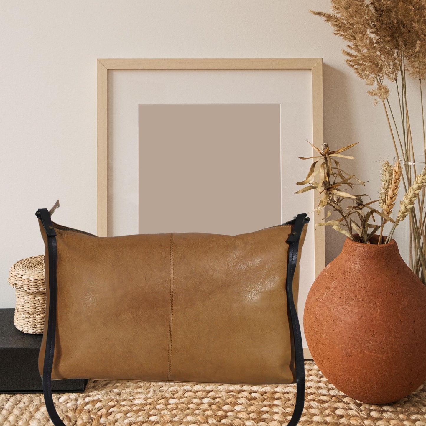 Women’s Tan Leather Crossbody Bag