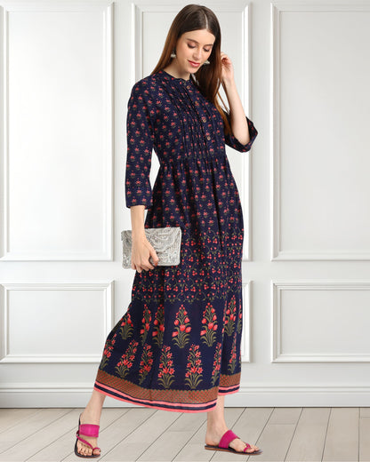 Floral Print Tunic with Chic Pleated Detail