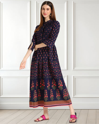 Floral Print Tunic with Chic Pleated Detail