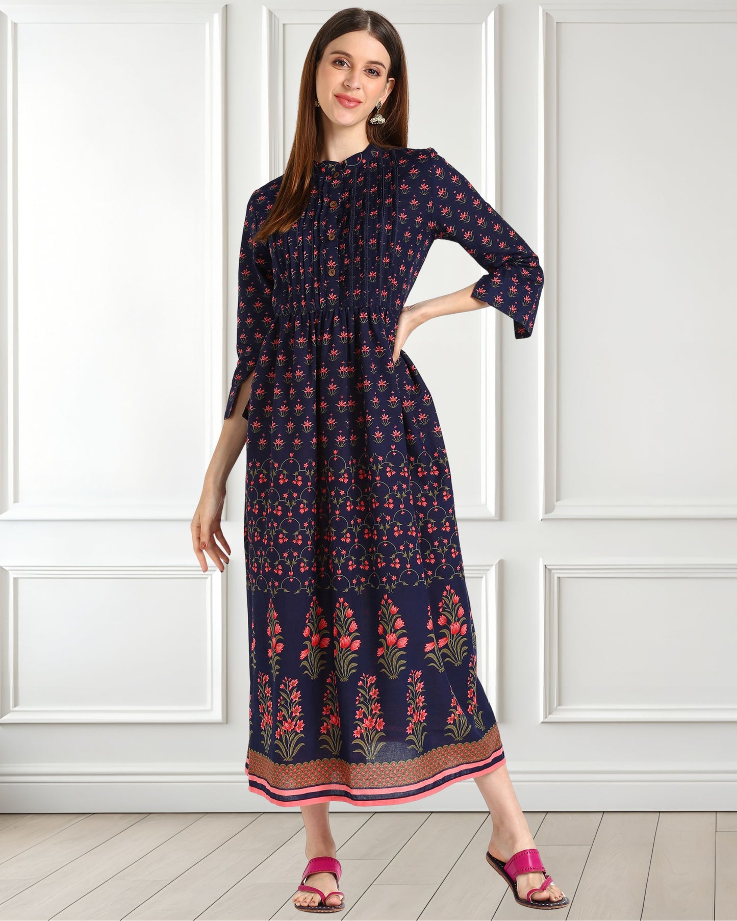 Floral Print Tunic with Chic Pleated Detail
