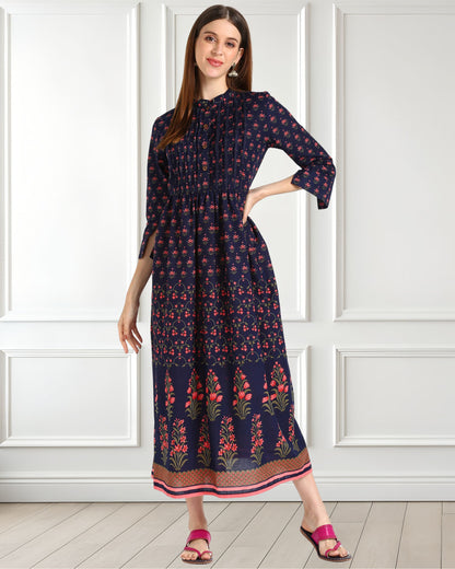 Floral Print Tunic with Chic Pleated Detail