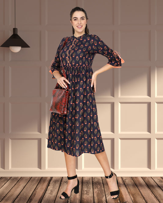 Floral Print Tunic with Chic Pleated Detail