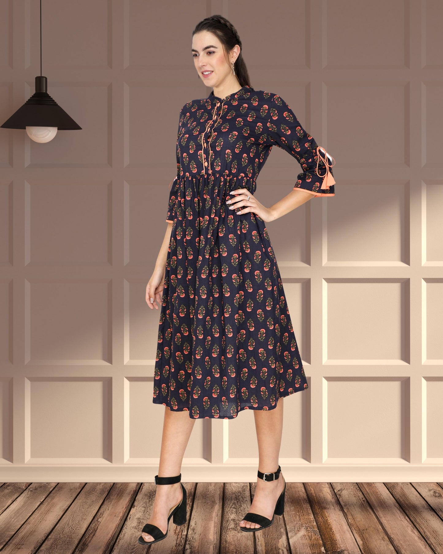 Floral Print Tunic with Chic Pleated Detail