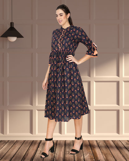 Floral Print Tunic with Chic Pleated Detail