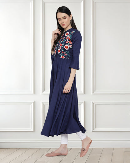 Embroidered Floral Tunic – Flowy Waist-Gathered Design