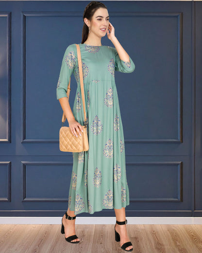 Floral Print Tunic with Chic Pleated Detail