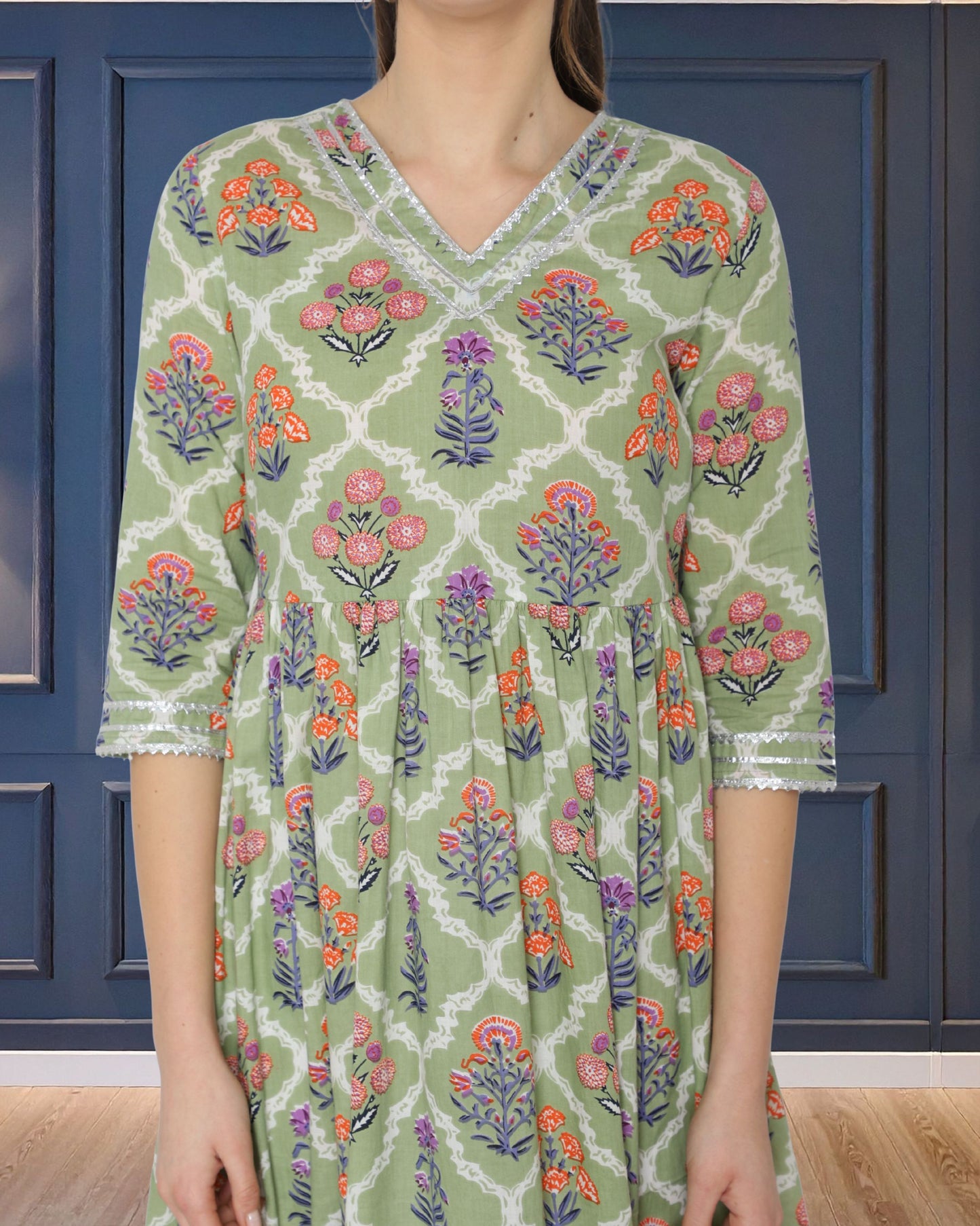 Pleated Floral Print Tunic for Effortless Style