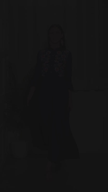 Embroidered Floral Tunic – Flowy Waist-Gathered Design